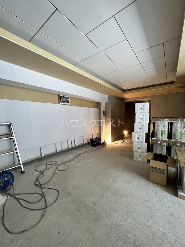 ファステート京都西院パール エントランス