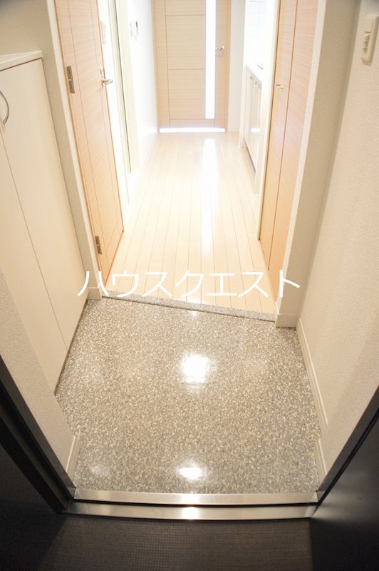 スワンズ京都油小路 玄関