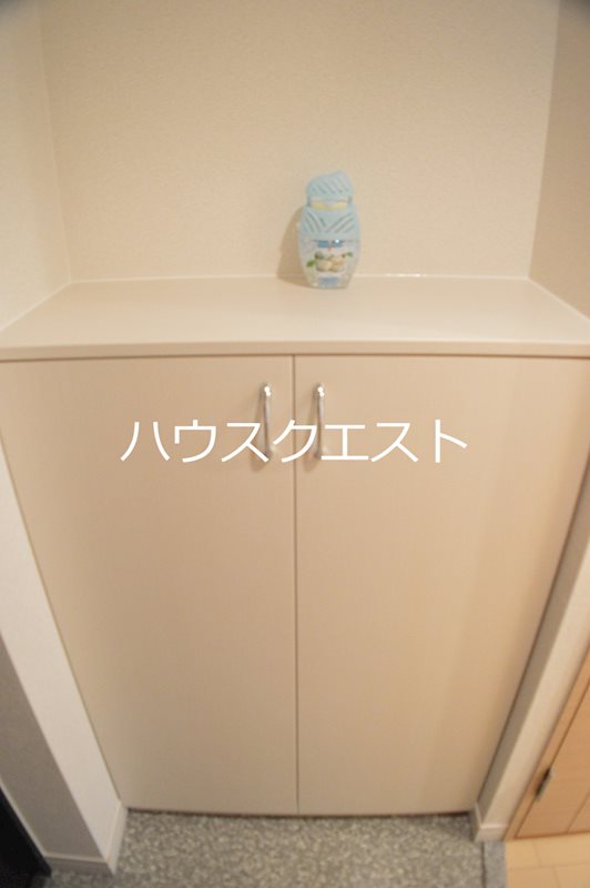 スワンズ京都油小路 玄関