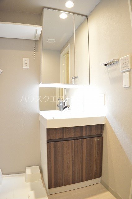 エステムコート京都西大路 洗面所