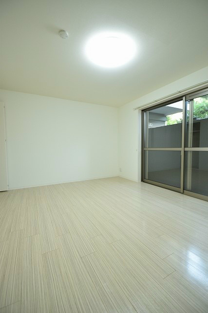 アークリード平野 その他
