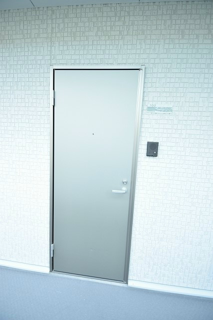 アークリード平野 玄関