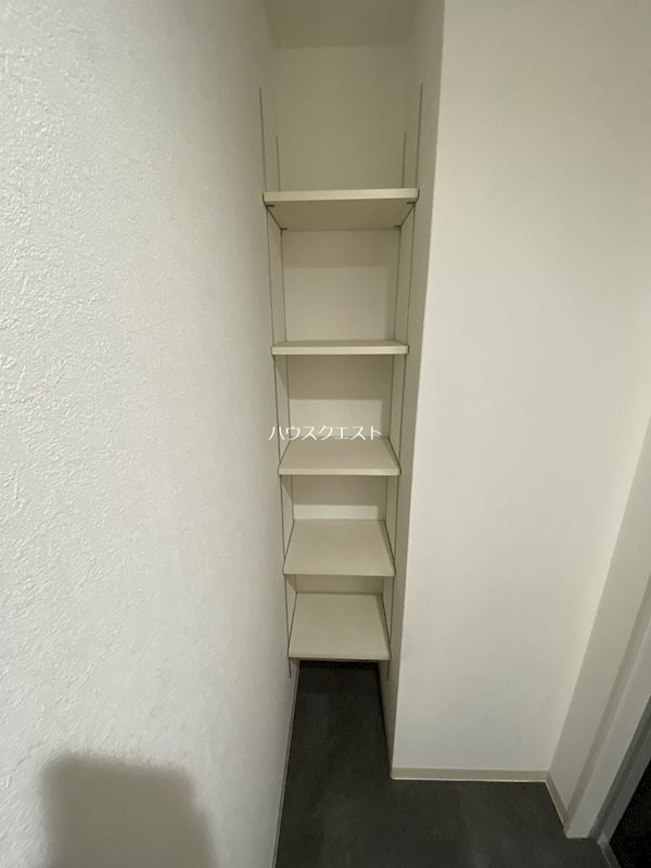 アクシス西京極 玄関