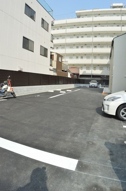 PIERIS GARDEN(ピエリス・ガーデン) 駐車場