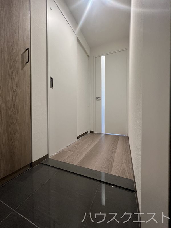 THE GARNET SUITE RESIDENCE 清水五条EAST 玄関