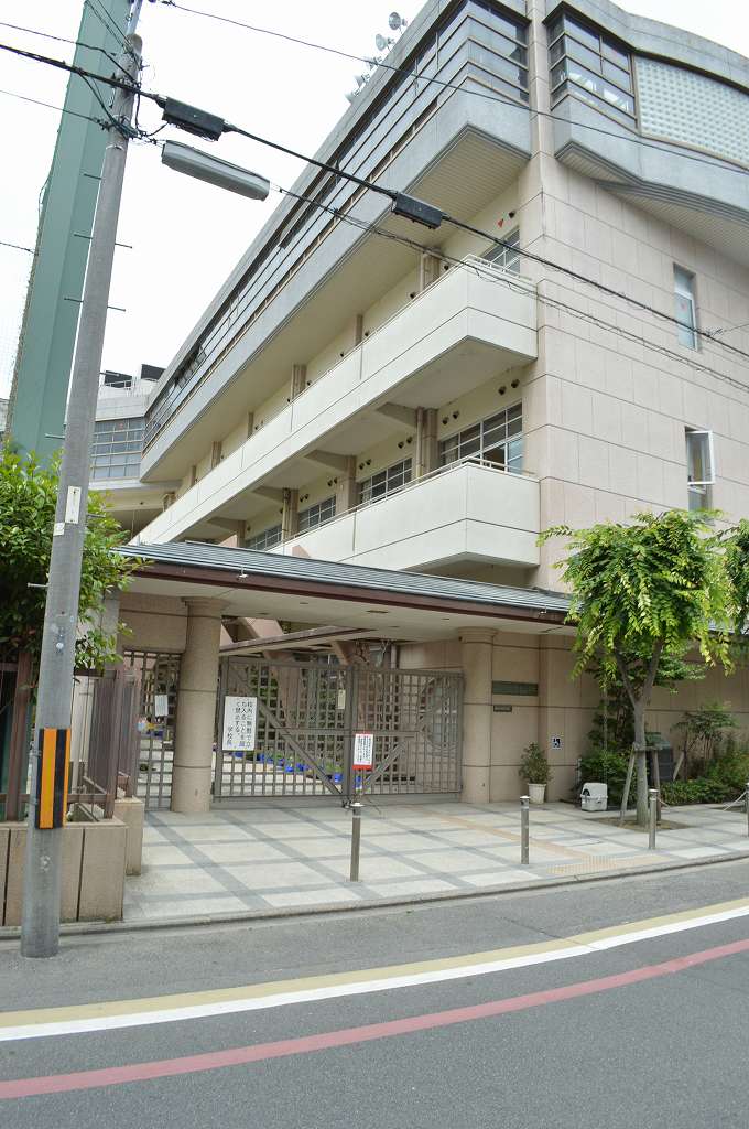 ハイランドコート錦 小学校