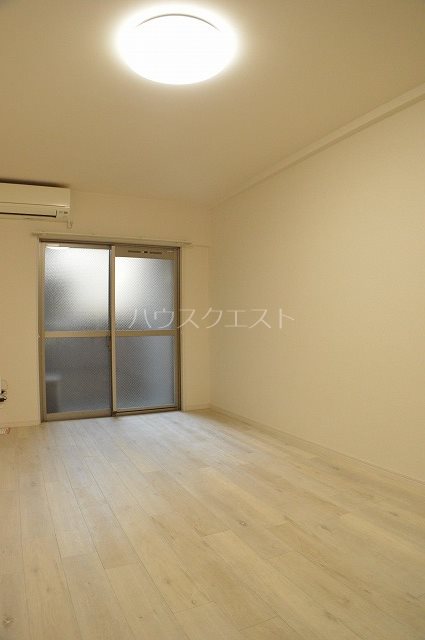 ソフィア円町 ベッドルーム
