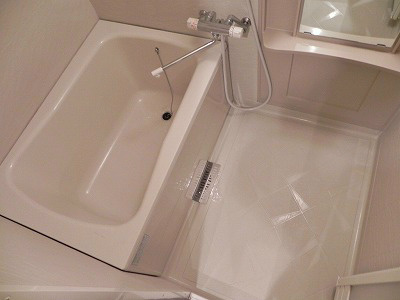 プレサンス京都三条大橋鴨川苑 風呂画像