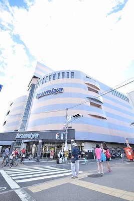 アークリード北野白梅町 スーパー