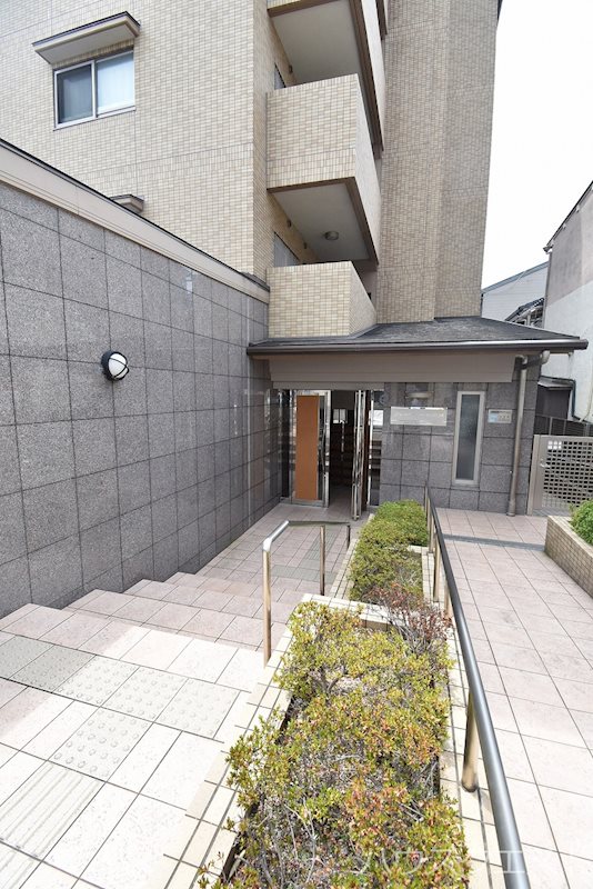 フレーヴァー七瀬川 エントランス
