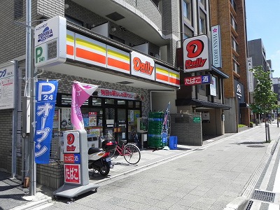 アクエルド京大北  コンビニ