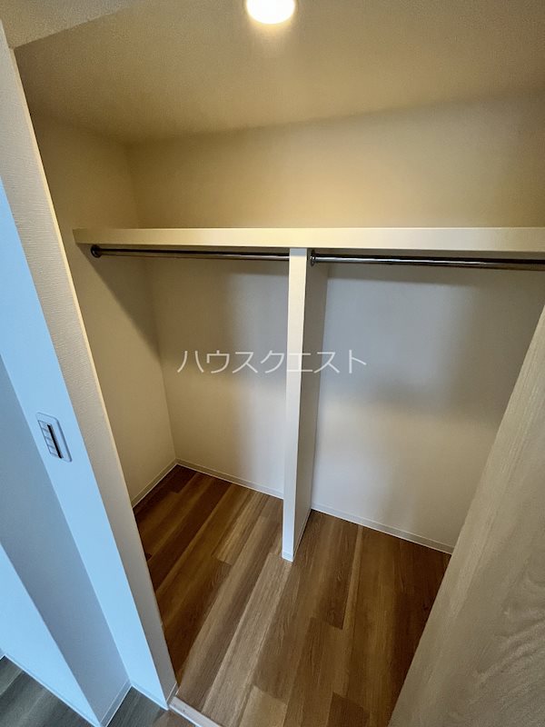 KCCフラット西京極 収納