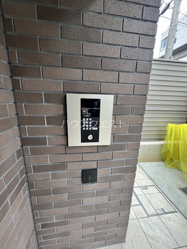 KCCフラット西京極 エントランス