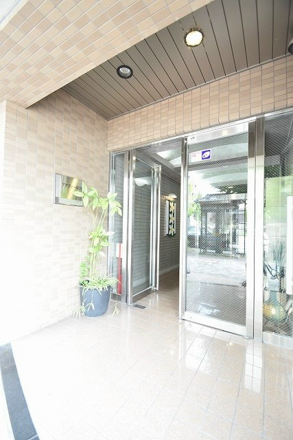 アクティ堀川 エントランス