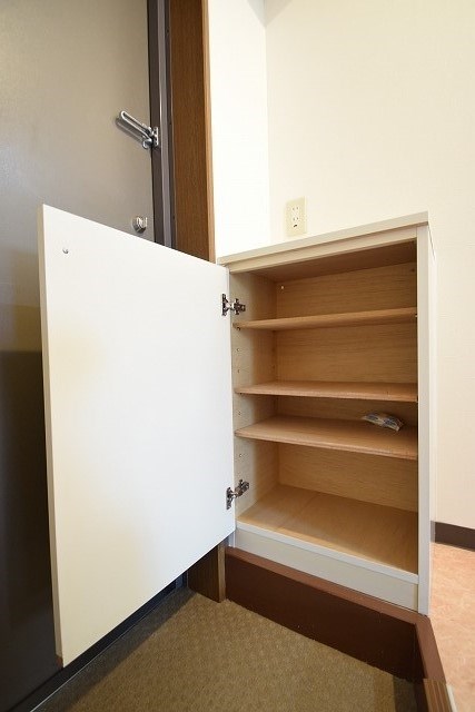 アクティ堀川 収納