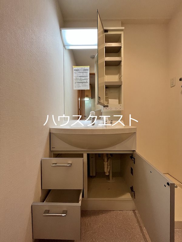 レジディア京都駅前 収納