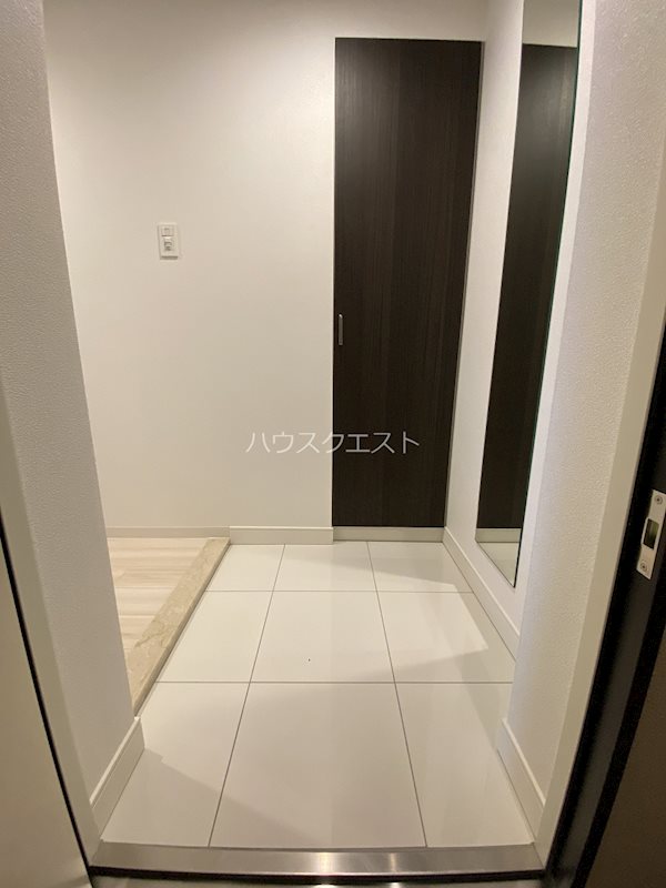 フォレスト油小路四条 玄関