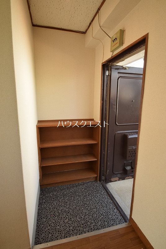 ロイヤルマンション下鴨 玄関