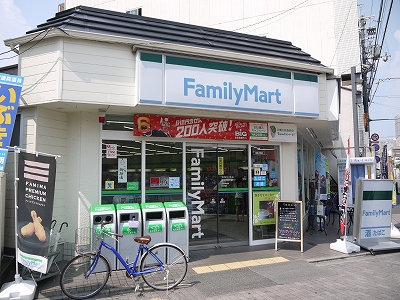 グラヴィス御所西 コンビニ