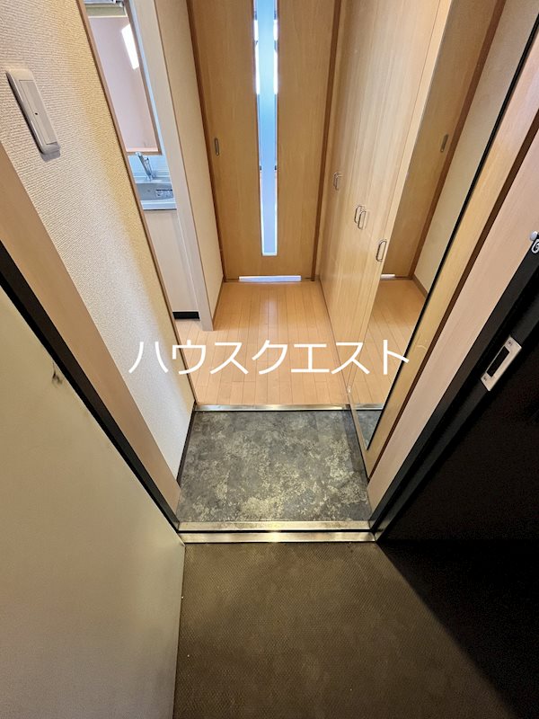 セントポーリア西大路七条 玄関