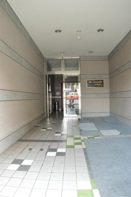 グランフォルム西院 エントランス