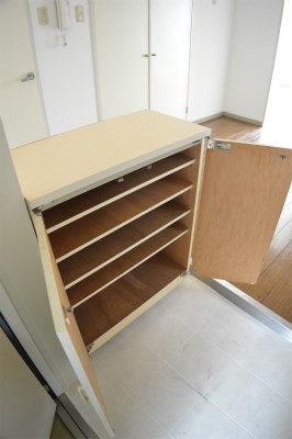 グランフォルム西院 収納
