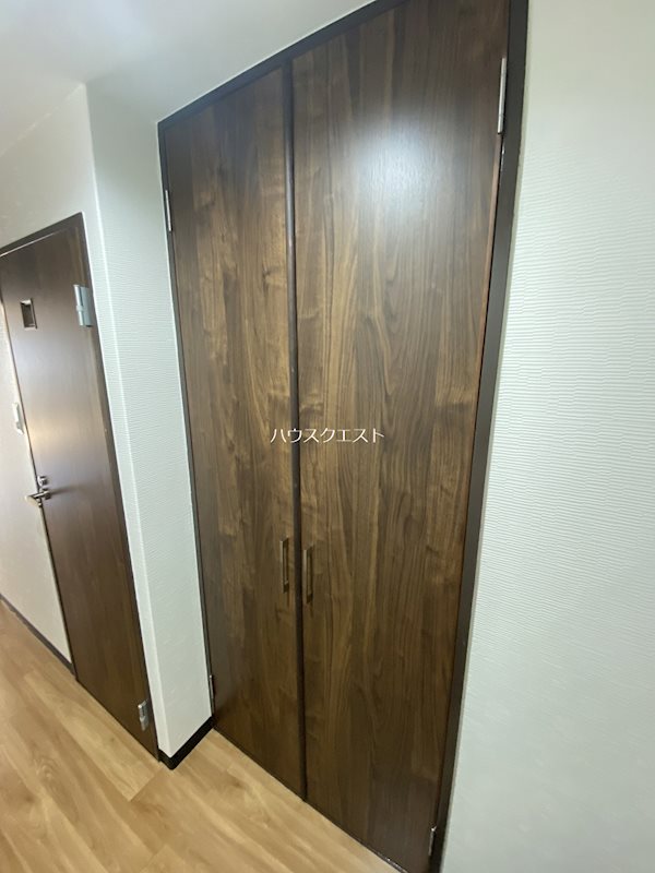 ルミエール沼田 玄関
