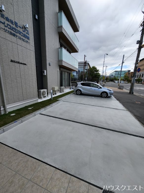D-room葛野大路御池 駐車場