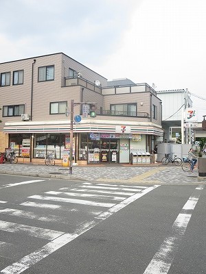 シティハイツ三条 コンビニ