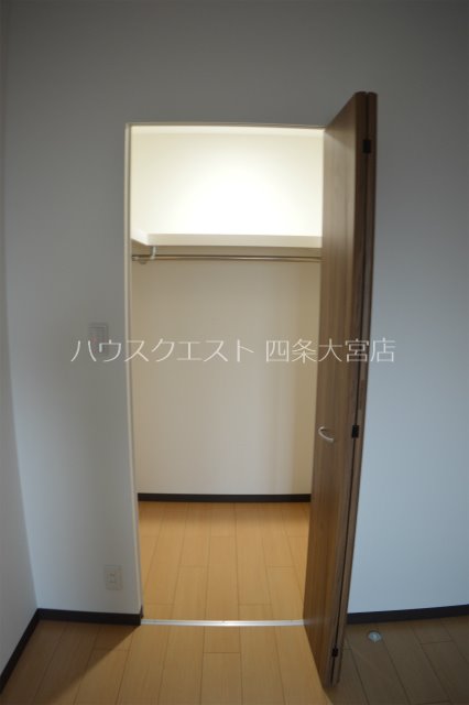 プルミエール朱雀 収納