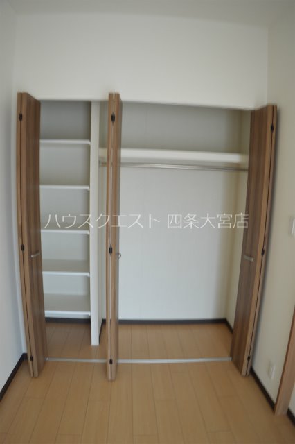 プルミエール朱雀 収納