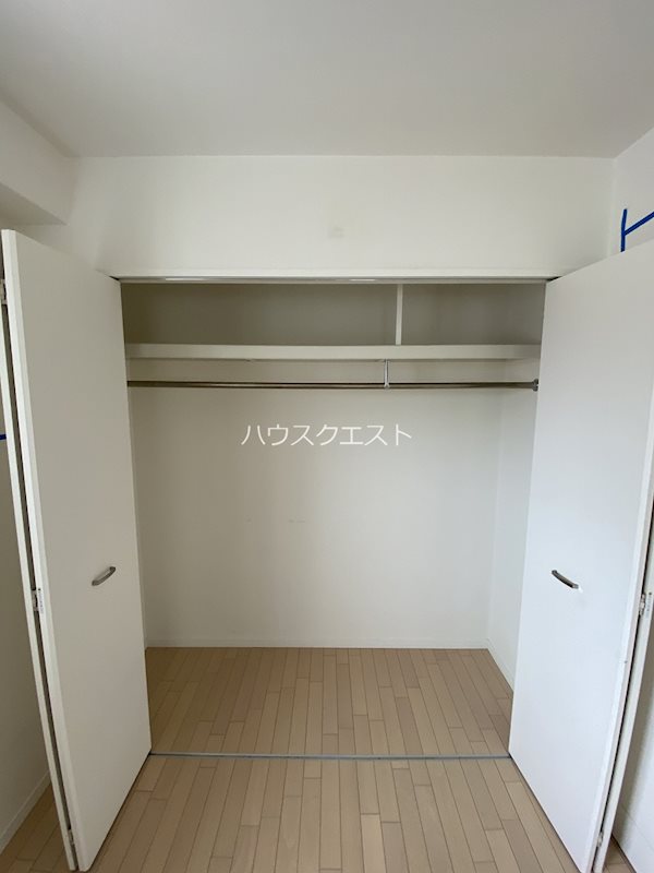 リヴェール綾堀川 収納