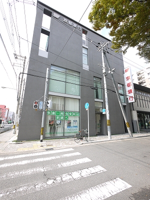 ライオンズマンション京都三条 銀行