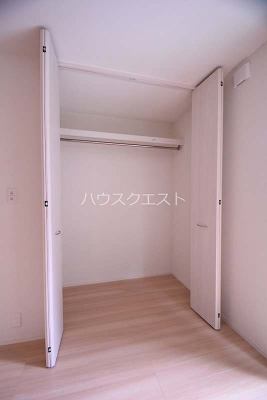 エスターテ岡崎 収納
