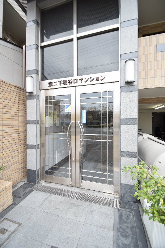 第二下堤谷口マンション エントランス