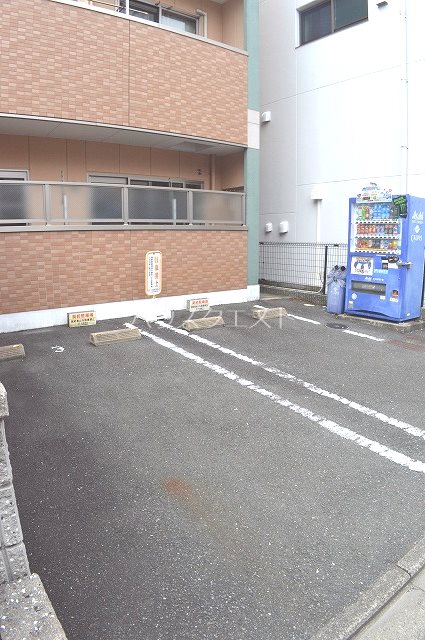 エル　ソレイユ 駐車場