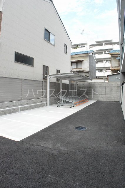 ベラジオ京都西大路ウエスト 駐車場