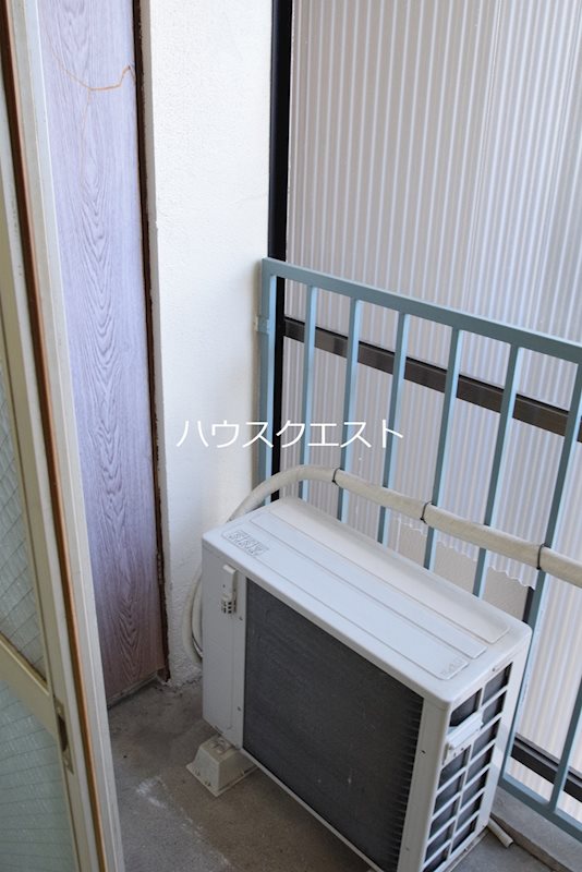 ヤングマンション ベランダ