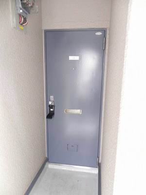 ハウス白井 玄関