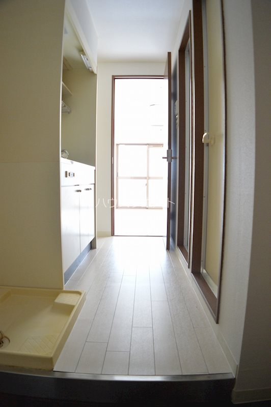 エクシード西院 玄関