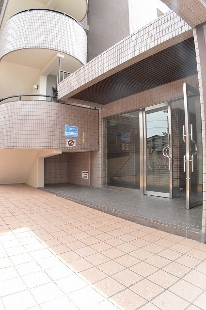アセット西院 エントランス