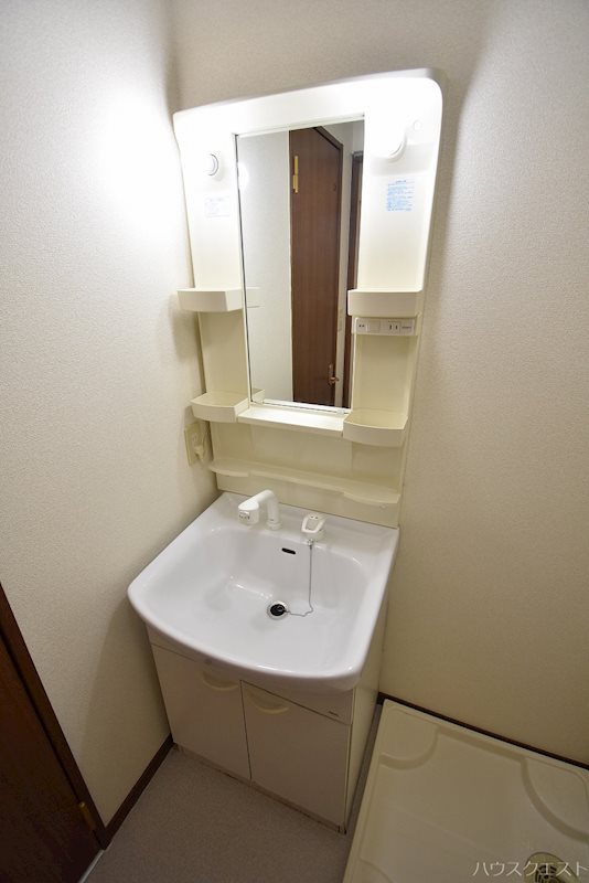 アンプルールエアリーズ 洗面所