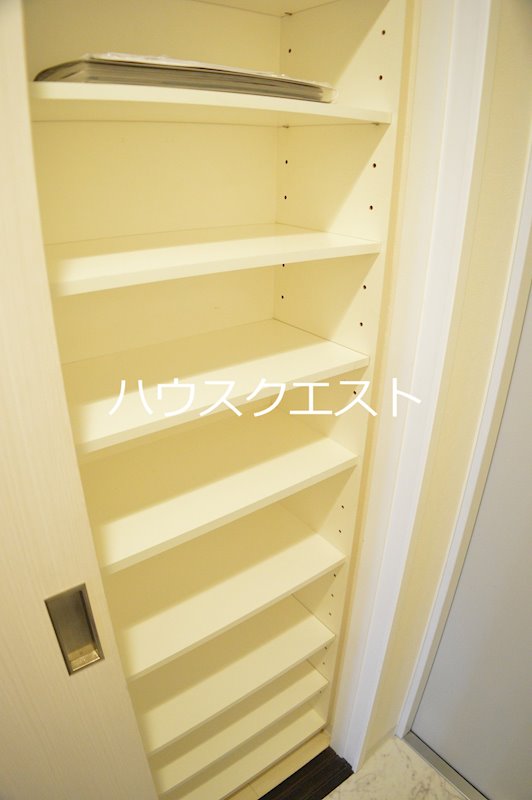 アルビオン 玄関