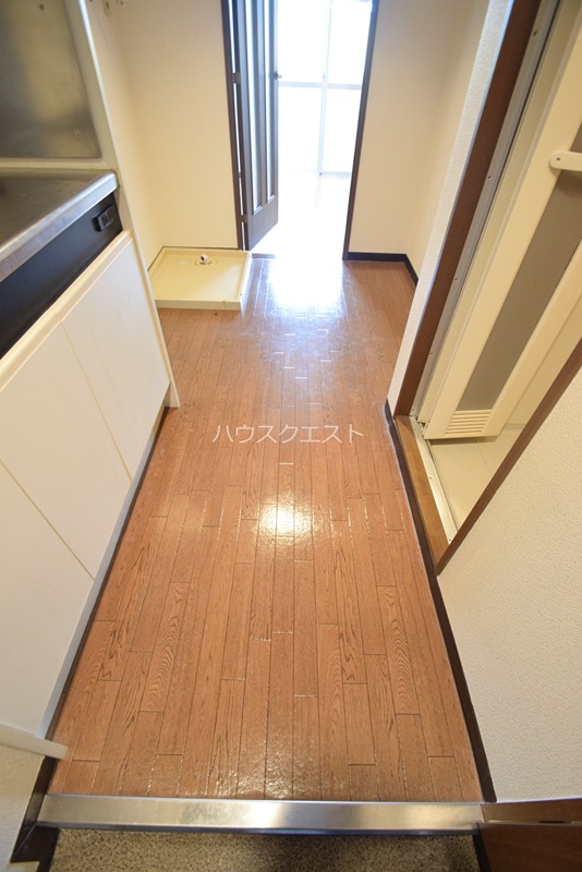 小林ビル 玄関