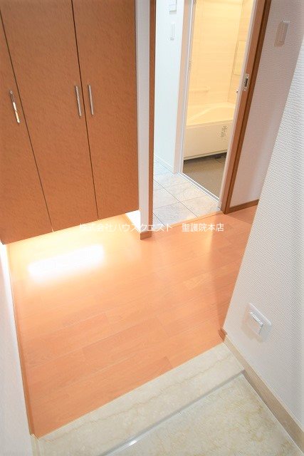 リーガル京都聖護院 玄関