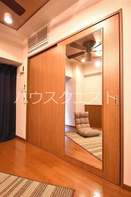 グランエターナ京都 リビング