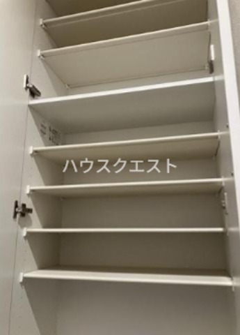 アドバンス京都レイズ 玄関