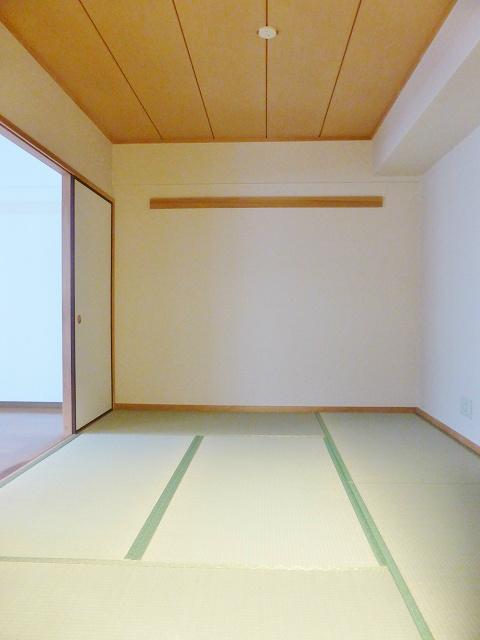 グランディール堀川 ベッドルーム