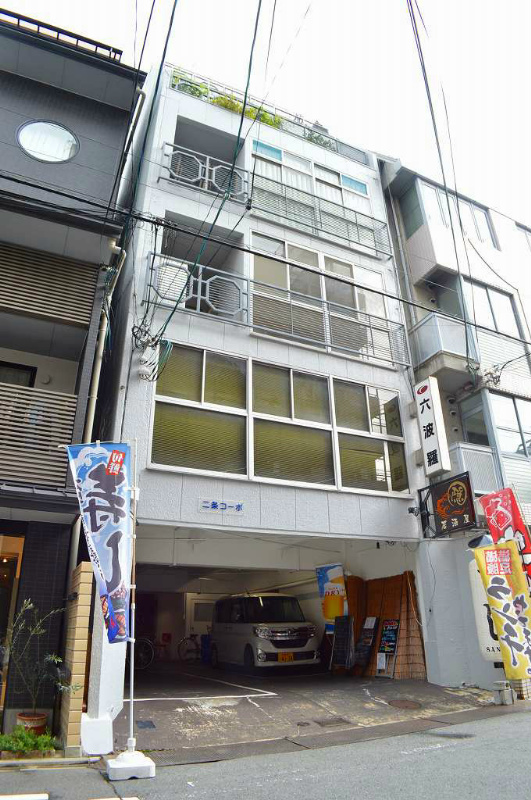 二条コーポ エントランス