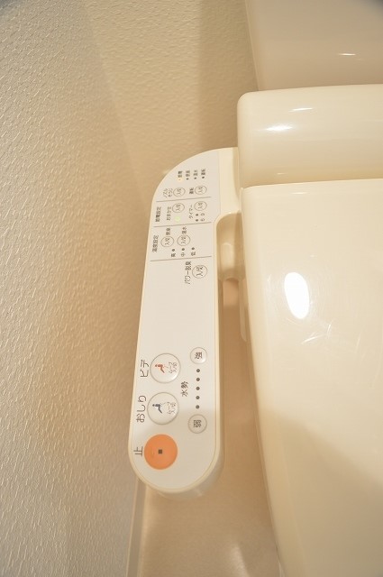 ラトゥール二条御所南 トイレ